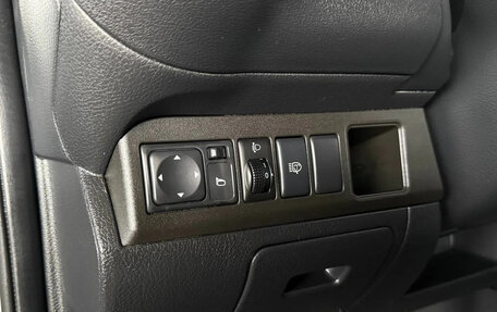 Nissan Note II рестайлинг, 2010 год, 665 000 рублей, 15 фотография