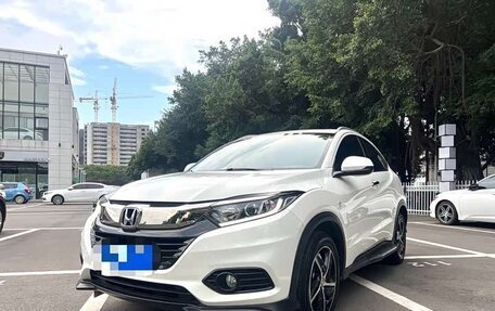 Honda Vezel, 2022 год, 1 370 000 рублей, 1 фотография