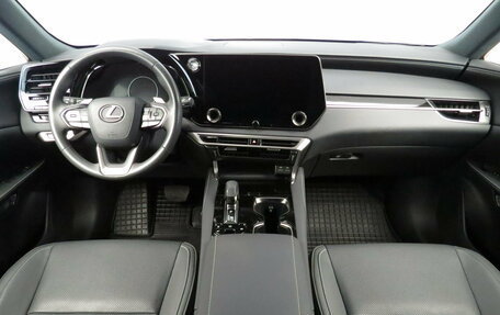 Lexus RX IV рестайлинг, 2023 год, 8 590 000 рублей, 6 фотография