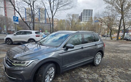 Volkswagen Tiguan II, 2021 год, 2 750 000 рублей, 1 фотография