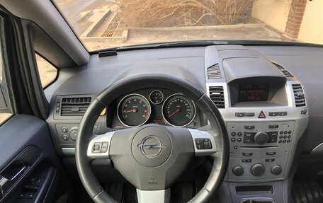 Opel Zafira B, 2012 год, 830 000 рублей, 10 фотография