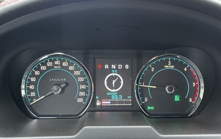 Jaguar XF I рестайлинг, 2013 год, 2 250 000 рублей, 9 фотография