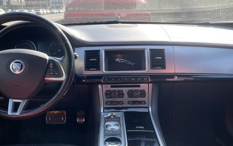 Jaguar XF I рестайлинг, 2013 год, 2 250 000 рублей, 17 фотография