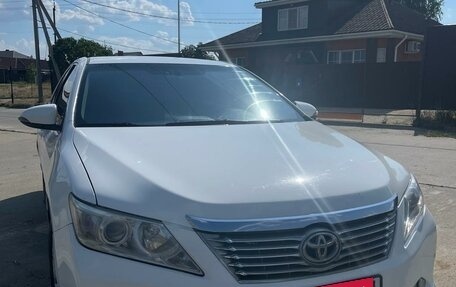 Toyota Camry, 2013 год, 1 220 000 рублей, 2 фотография