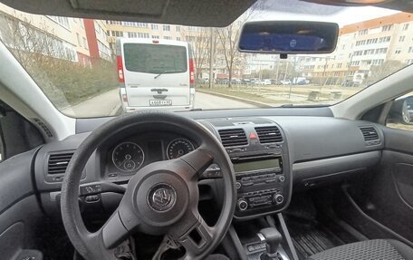 Volkswagen Jetta VI, 2009 год, 420 000 рублей, 5 фотография