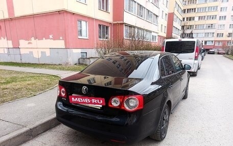 Volkswagen Jetta VI, 2009 год, 420 000 рублей, 2 фотография