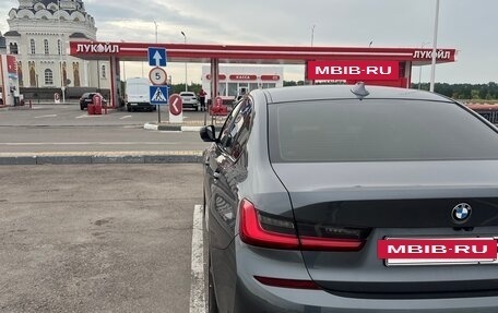 BMW 3 серия, 2021 год, 2 800 000 рублей, 3 фотография