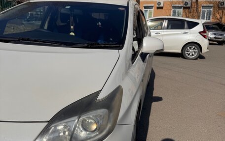 Toyota Prius, 2012 год, 950 000 рублей, 3 фотография
