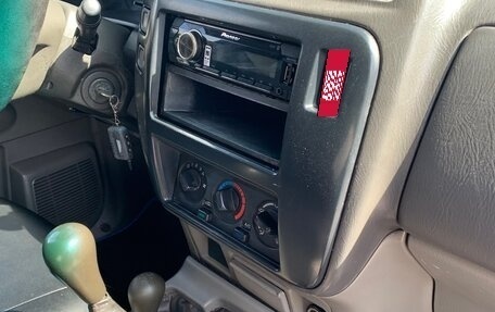 Nissan Patrol, 1999 год, 1 100 000 рублей, 12 фотография