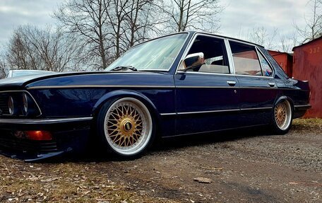 BMW 5 серия, 1987 год, 1 200 000 рублей, 9 фотография