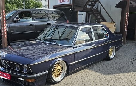 BMW 5 серия, 1987 год, 1 200 000 рублей, 6 фотография