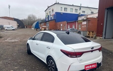 KIA Rio IV, 2021 год, 1 850 000 рублей, 4 фотография