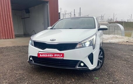 KIA Rio IV, 2021 год, 1 850 000 рублей, 6 фотография