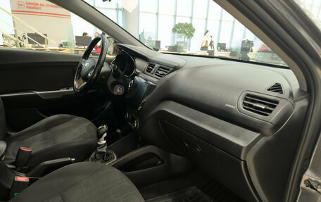 KIA Rio III рестайлинг, 2014 год, 899 000 рублей, 13 фотография