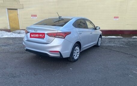 Hyundai Solaris II рестайлинг, 2017 год, 1 110 000 рублей, 7 фотография