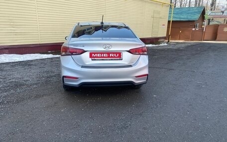 Hyundai Solaris II рестайлинг, 2017 год, 1 110 000 рублей, 8 фотография