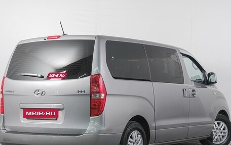 Hyundai H-1 II рестайлинг, 2016 год, 2 479 000 рублей, 7 фотография