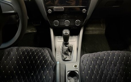 Skoda Octavia, 2019 год, 1 100 000 рублей, 13 фотография