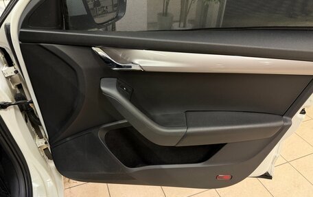 Skoda Octavia, 2019 год, 1 100 000 рублей, 16 фотография