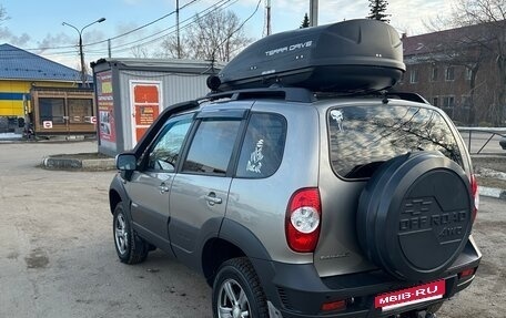 Chevrolet Niva I рестайлинг, 2017 год, 830 000 рублей, 7 фотография