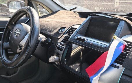 Toyota Prius, 2007 год, 750 000 рублей, 4 фотография