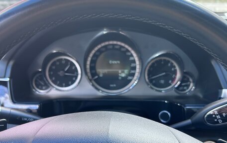 Mercedes-Benz E-Класс, 2011 год, 2 100 000 рублей, 16 фотография