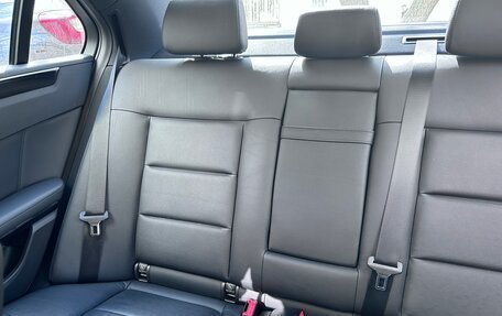 Mercedes-Benz E-Класс, 2011 год, 2 100 000 рублей, 19 фотография