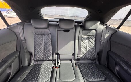 Audi SQ8, 2021 год, 13 500 000 рублей, 18 фотография