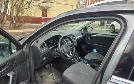 Volkswagen Tiguan II, 2021 год, 2 750 000 рублей, 9 фотография