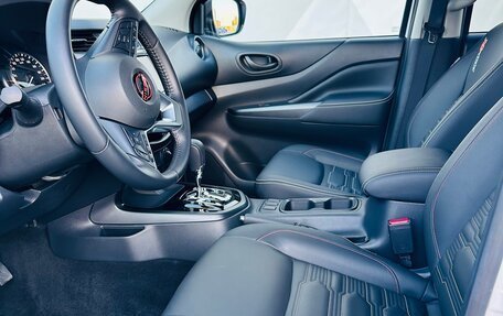 Nissan Navara (Frontier), 2025 год, 6 300 000 рублей, 18 фотография