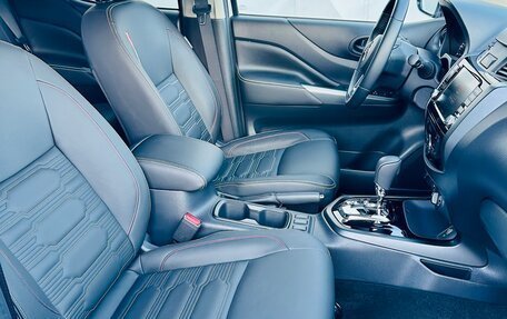 Nissan Navara (Frontier), 2025 год, 6 300 000 рублей, 27 фотография