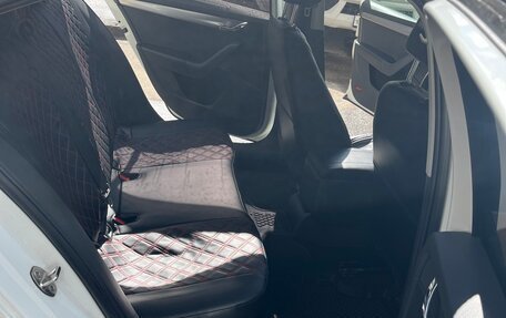 Skoda Octavia, 2018 год, 750 000 рублей, 11 фотография