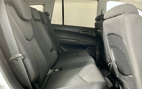 SsangYong Kyron I, 2013 год, 730 000 рублей, 19 фотография