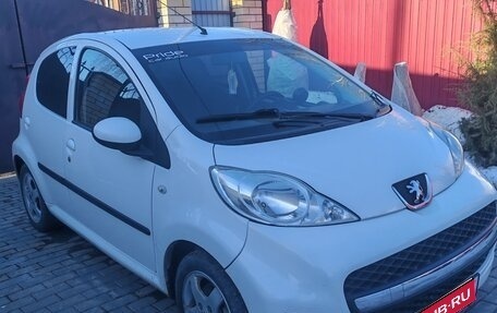 Peugeot 107 I рестайлинг, 2011 год, 420 000 рублей, 1 фотография
