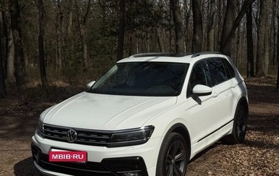 Volkswagen Tiguan II, 2019 год, 3 050 000 рублей, 1 фотография