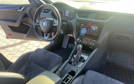 Skoda Octavia RS, 2018 год, 2 930 000 рублей, 4 фотография