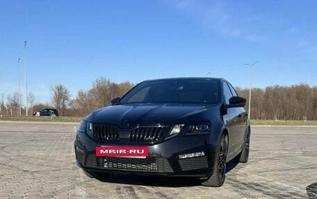 Skoda Octavia RS, 2018 год, 2 930 000 рублей, 19 фотография