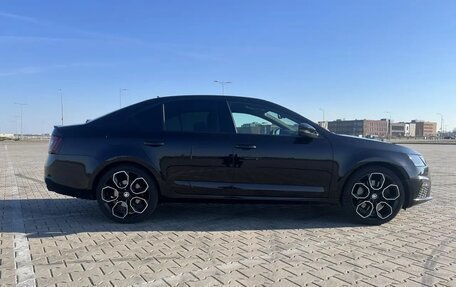Skoda Octavia RS, 2018 год, 2 930 000 рублей, 29 фотография