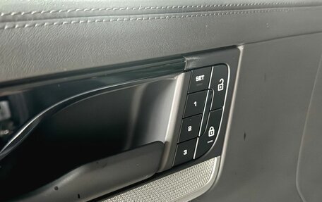 Porsche Cayenne III, 2023 год, 15 000 000 рублей, 22 фотография