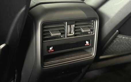 Porsche Cayenne III, 2023 год, 15 000 000 рублей, 33 фотография