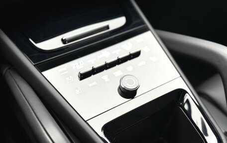 Porsche Cayenne III, 2023 год, 15 000 000 рублей, 29 фотография