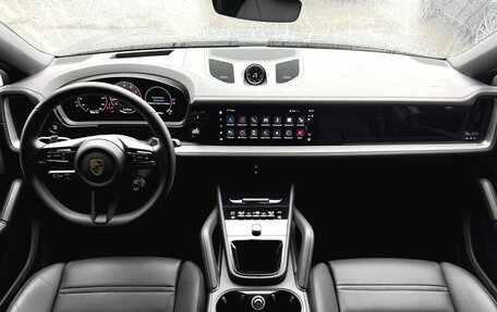 Porsche Cayenne III, 2023 год, 15 000 000 рублей, 35 фотография