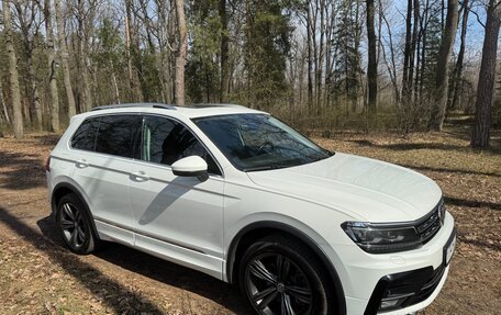 Volkswagen Tiguan II, 2019 год, 3 050 000 рублей, 9 фотография