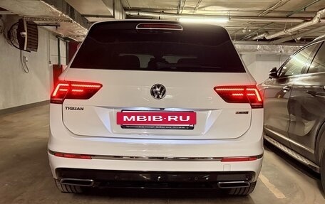 Volkswagen Tiguan II, 2019 год, 3 050 000 рублей, 15 фотография