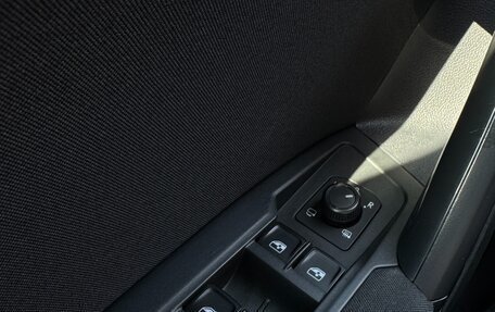 Volkswagen Tiguan II, 2019 год, 3 050 000 рублей, 21 фотография