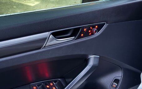 Volkswagen Passat B8 рестайлинг, 2017 год, 1 800 000 рублей, 9 фотография