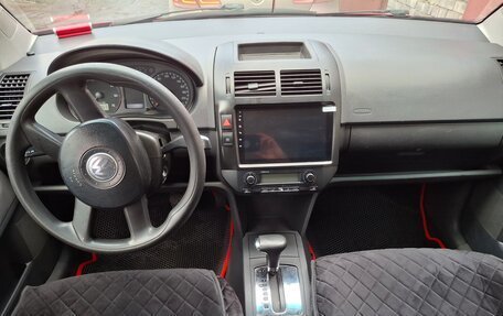 Volkswagen Polo IV рестайлинг, 2005 год, 440 000 рублей, 5 фотография