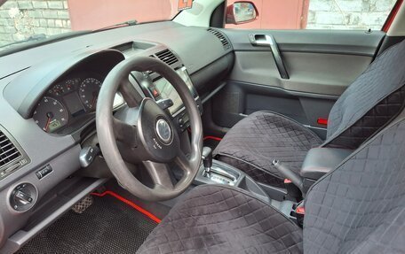 Volkswagen Polo IV рестайлинг, 2005 год, 440 000 рублей, 6 фотография