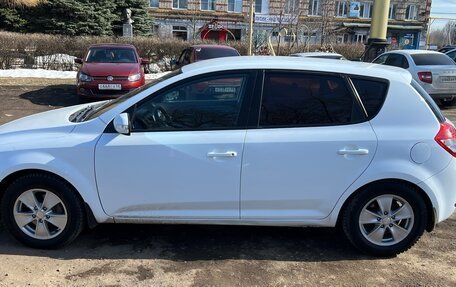 KIA cee'd I рестайлинг, 2011 год, 700 000 рублей, 6 фотография