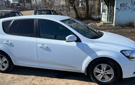 KIA cee'd I рестайлинг, 2011 год, 700 000 рублей, 5 фотография